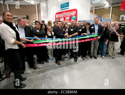 Cedar Park Texas USA, November 22 2013: Ribbon-cutting ceremony at newly opened Costco warehouse club in a fast-growing Austin suburb.   ©Marjorie Kamys Cotera/Daemmrich Photography Stock Photo
