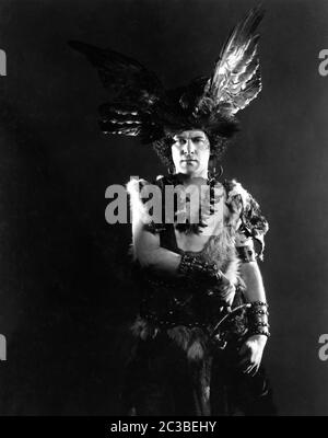 Portrait of Thomas Meighan - Silent Hollywood era Stock Photo - Alamy