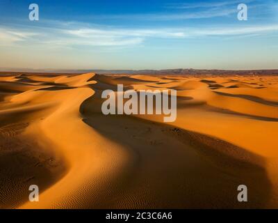 Sand dunes in Sahara desert Stock Photo