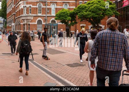 Cork, Ireland. 19th June, 2020. Shoppers Fill City Centre to Enjoy Sunshine, Cork City. The good weather drew large crowds of excited shoppers today to the city centre. Credit: Damian Coleman/Alamy Live News Stock Photo