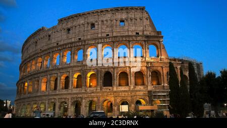 ROME, ITALY- SEPTEMBER 30, 2015: tourists and the colosseum in rome Stock Photo