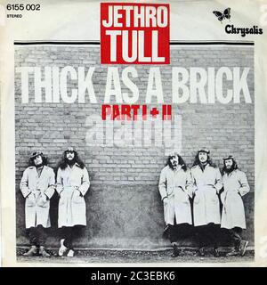 Jethro Tull - Thick as a Brick - Vintage 12'' vinyl LP 01 Cover