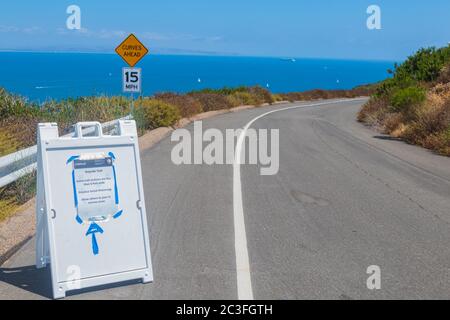 June 19, 2020: A sign indicates safe practices at the entrance of the fully reopened Bayside Trail at Cabrillo National Monument in San Diego, CA on Friday, June 19th, 2020. Credit: Rishi Deka/ZUMA Wire/Alamy Live News Stock Photo