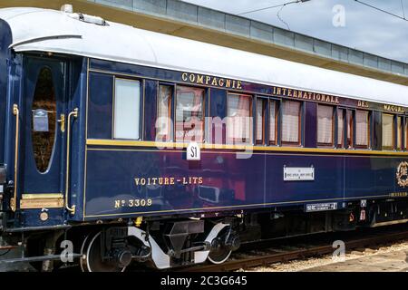 Ruse city, Bulgaria - August 29, 2017. The legendary Venice Simplon Orient Express is ready to depart from Ruse Railway station. The luxury train trav Stock Photo