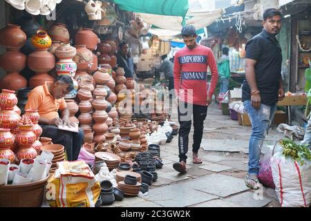 A shop selling pots. Khanderao Market is a sprawling market complex housing fruits, vegetables, flowers and other items. Khanderao Market is an ancest Stock Photo