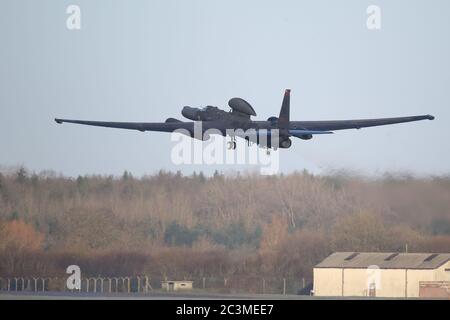 An American Lockheed U-2S spy plane taking off at RAF Fairford, UK Stock Photo