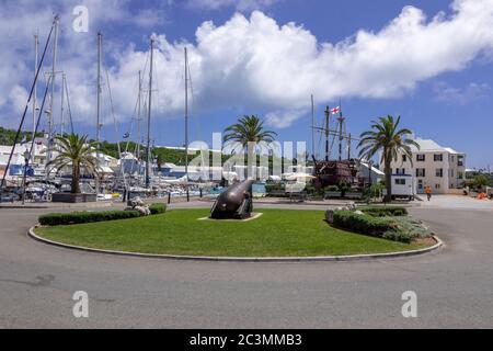Ocean Going Yachts Moored In The Historic Town Harbour Port Of St Georges Bermuda On Ordnance Island St George’s Is A UNESCO World Heritage Site Stock Photo