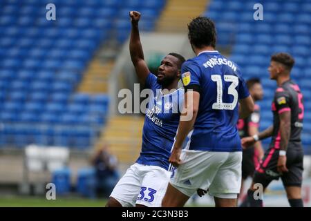 Cardiff, UK. 21st June, 2020. Junior Hoilett of Cardiff city (33) celebrates after he shoots and scores his teams 1st goal. EFL Skybet championship match, Cardiff City v Leeds Utd at the Cardiff City Stadium on Sunday 21st June 2020. this image may only be used for Editorial purposes. Editorial use only, license required for commercial use. No use in betting, games or a single club/league/player publications. pic by Andrew Orchard/Andrew Orchard sports photography/Alamy Live news Credit: Andrew Orchard sports photography/Alamy Live News Stock Photo