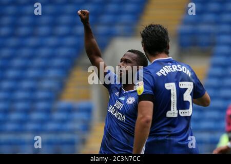 Cardiff, UK. 21st June, 2020. Junior Hoilett of Cardiff city (l) celebrates after he scores their 1st goal. EFL Skybet championship match, Cardiff City v Leeds Utd at the Cardiff City Stadium on Sunday 21st June 2020. this image may only be used for Editorial purposes. Editorial use only, license required for commercial use. No use in betting, games or a single club/league/player publications. pic by Andrew Orchard/Andrew Orchard sports photography/Alamy Live news Credit: Andrew Orchard sports photography/Alamy Live News Stock Photo