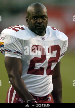 Arizona Cardinals running back Emmitt Smith during 31-28 overtime