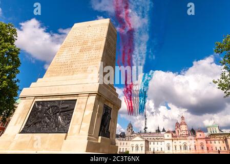 Royal Air Force Red Arrows and French Air Force Patrouille de France display teams joint flypast over London to honour the 80th anniversary de Gaulle Stock Photo