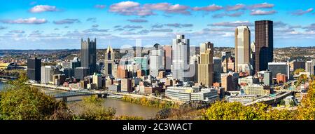 Panorama of Downtown Pittsburgh, known as the Golden Triangle. Pennsylvania, USA Stock Photo
