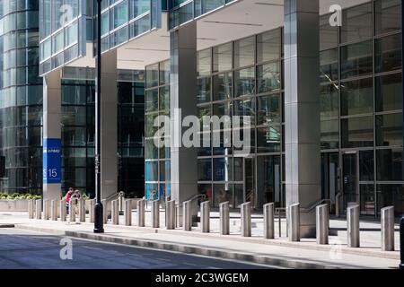 KPMG, 15 Canada Square, London E14, United Kingdom Stock Photo - Alamy