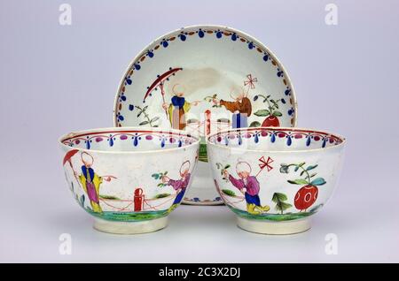 18th century New Hall Tea Bowls and Saucer, Pattern 20. Circa 1785-1790. Stock Photo