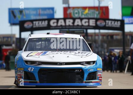 Ft. Worth, Texas, USA. 2nd Nov, 2018. Darrell Wallace, Jr (43) takes to the track to practice for the AAA Texas 500 at Texas Motor Speedway in Ft. Worth, Texas. Credit: Justin R. Noe/ASP/ZUMA Wire/Alamy Live News Stock Photo