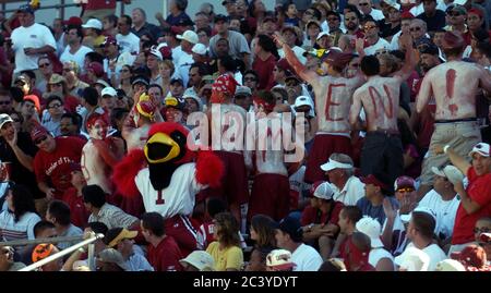 Tempe, United States. 03rd Oct, 2004. New Orleans Saints