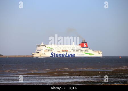 Stena Line ferry Stena Britannica entering the dock at Harwich/Felixstowe on route to Parkstone Quay. Stock Photo