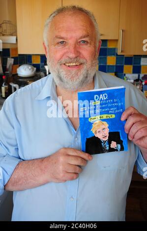 Portland. 23rd June 2020. Coronavirus. Dorset dad, Stuart (67) gets hand-painted humour, from daughter, on Fathers Day.credit: stuart fretwell/Alamy L Stock Photo