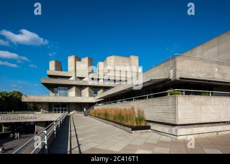 View of the terraces looking east. National Theatre, Lambeth, United Kingdom. Architect: Denys Lasdun, 1975. Stock Photo