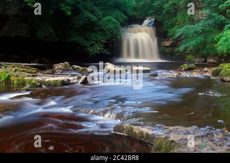 West Burton Falls also known as Cauldron Falls, which is in the Yorkshire Dales National Park Stock Photo