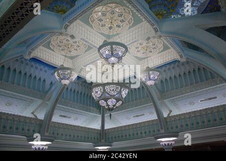 The luxurious ceiling and lamp in Galeria Perdana langkawi Malaysia. it is a museum created to showcase all the gifts received by Mahathir. Stock Photo