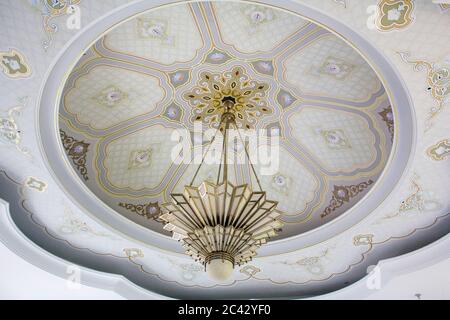 The luxurious ceiling and lamp in Galeria Perdana langkawi Malaysia. it is a museum created to showcase all the gifts received by Mahathir. Stock Photo