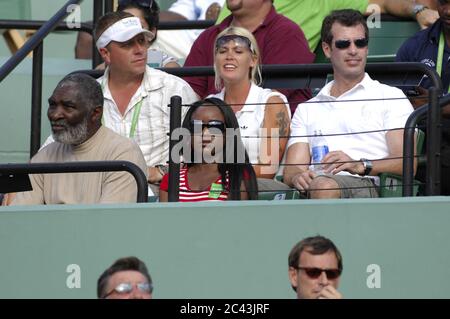 Miami, United States Of America. 25th Mar, 2007. MIAMI - MARCH 25: Richard Williams (The father of Serena and Venus Williams), watches as Maria Sharapova of Russia defeats Venus Williams at day five at the 2007 Sony Ericsson Open at the Tennis Center at Crandon Park on March 25, 2007 in Miami, Florida. People; Richard Williams Credit: Storms Media Group/Alamy Live News Stock Photo