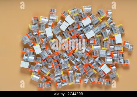 Quick connect terminals wire cable Wire Connectors Universal Compact Wiring Connector Push-in Stock Photo