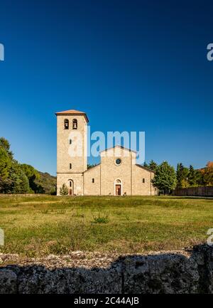 San Vincenzo al Volturno is a historic Benedictine monastery located in the territories of the Comunes of Castel San Vincenzo and Rocchetta a Volturno Stock Photo