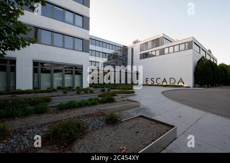 23 June Bavaria Aschheim Bei Munchen The Escada Logo Can Be Seen At The Headquarters Of The Fashion Company Photo Tobias Hase Dpa Stock Photo Alamy