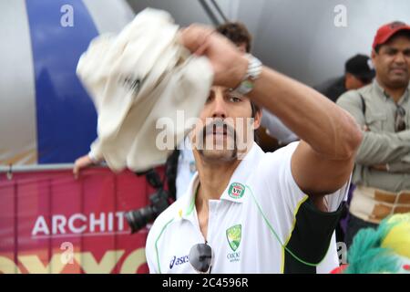 Mitchell Johnson with his moustache signed autographs for Australian fans in front of the Sydney Opera House as they celebrated the 5-0 Ashes Test vic Stock Photo