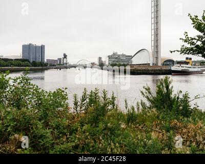 Alternative view of Glasgow from the graving docks, illustrating the Queen Mary, Finnieston Crane, Science Centre, Tower and the Crowne Plaza hotel. Stock Photo