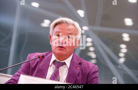Munich, Bavaria, Germany. 24th June, 2020. Horst Arnold, the head of the Bavarian SPD-Landtagsfraktion, lobbed in a press conference that the Minister-President of Bavaria, Markus Soeder, has denied parliamentary involvement in the democratic processes of the state. The current state of affairs, it is alleged, have led to a violation of rights under the Parliamentary Participation Laws (Parlamentsbeteiligungsgesetz). Further themes included the necessity to improve assistance for artists and cultural workers. Credit: Sachelle Babbar/ZUMA Wire/Alamy Live News Stock Photo