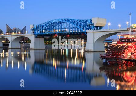 Delta Queen Riverboat & Market Street Bridge,Chattanooga,Tennessee,USA Stock Photo