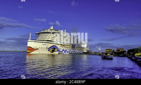 KRALENDIJK, NETHERLANDS - Nov 18, 2019: KRALENDIJK, BONAIRE – NOVEMBER 18: The cruise ship AIDAperla at the port in Bonaire on November 18, 2019. Stock Photo