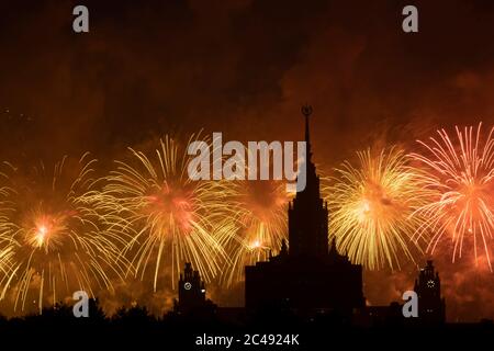 (200625) -- MOSCOW, June 25, 2020 (Xinhua) -- Fireworks explode above the Moscow State University building during celebrations marking the 75th anniversary of the Soviet victory against the Nazis in World War II in Moscow, Russia, on June 24, 2020. (Photo by Alexander Zemlianichenko Jr/Xinhua) Stock Photo