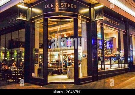 Ole & Steen , DANISH BAKERY, ON HAYMARKET, LONDON, UK Stock Photo