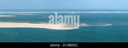 Sand reef in Arcachon, Landes (France) Stock Photo