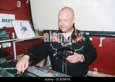 Frank Black DJing at the Barfly Camden Town London 21st June 2003, England, United Kingdom. Stock Photo