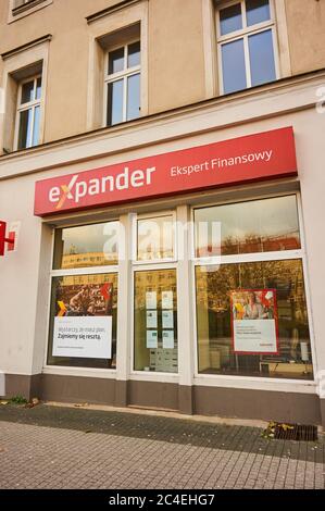 POZNAN, POLAND - Nov 26, 2017: Front entrance of a Expander financial advice office Stock Photo