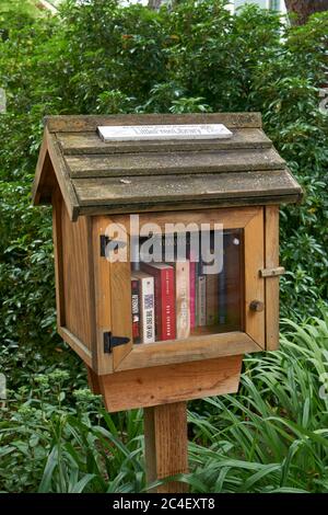 Free neighborhood book lending library box, Vancouver, BC, Canada Stock Photo