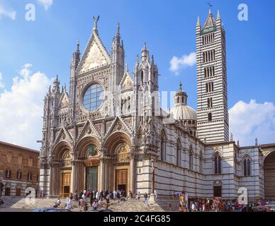 Duomo di Siena (Cathedral of Siena), Siena (Sienna), Tuscany Region, Italy Stock Photo