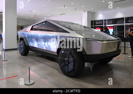 Los Angeles, United States. 26th June, 2020. A Tesla Cybertruck sits on display at the Petersen Automotive Museum on Friday, June 26, 2020 in Los Angeles. The Cybertruck is the 7th vehicle unveiled by electric car manufacturer, Tesla. Production is set for late 2021. (Dylan Stewart/Image of Sport) Photo via Credit: Newscom/Alamy Live News