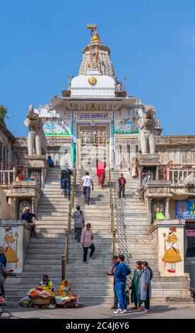 Jagdish Temple from a street in the Old City, Udaipur, Rajasthan, India Stock Photo