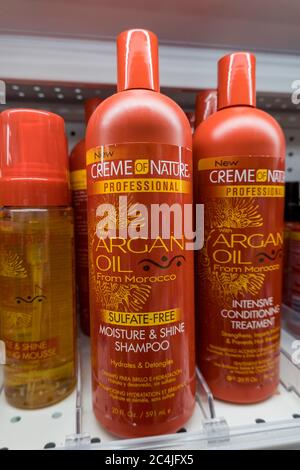 Health and Beauty Aids at the Bed Bath and Beyond Retail Store in New York City, USA Stock Photo