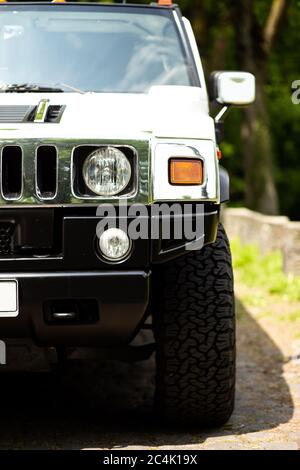 car of road car SUV Limousine Hummer white wedding Stock Photo