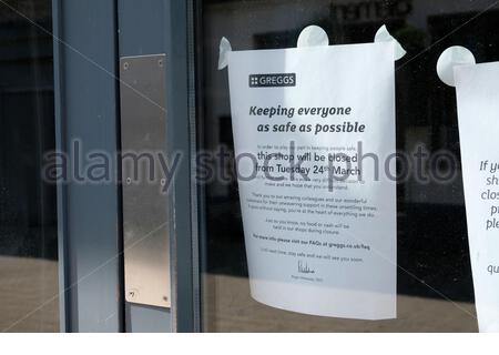 Greggs the baker closed notice on the shop door notifying customers of the closure due to the Coronavirus Covid-19 lockdown Stock Photo
