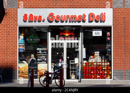 8th Ave Gourmet Deli, 134 8th Ave, New York, NYC storefront photo of a convenience store in the Chelsea neighborhood of Manhattan. Stock Photo