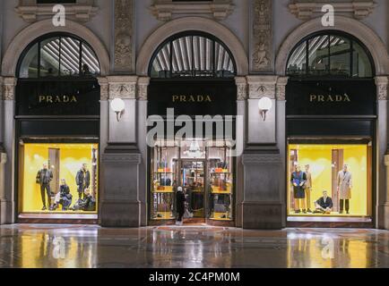 Prada shop. Galleria Vittorio Emanuele II. Milan, Italy Stock Photo - Alamy