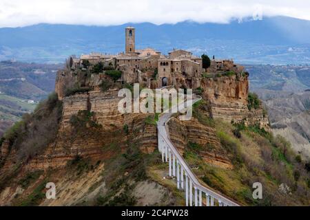 Panoramic view of Civita di Bagnoregio, old Etruscan village accessible only by a footbridge, Province of Viterbo, Lazio, Italy Stock Photo
